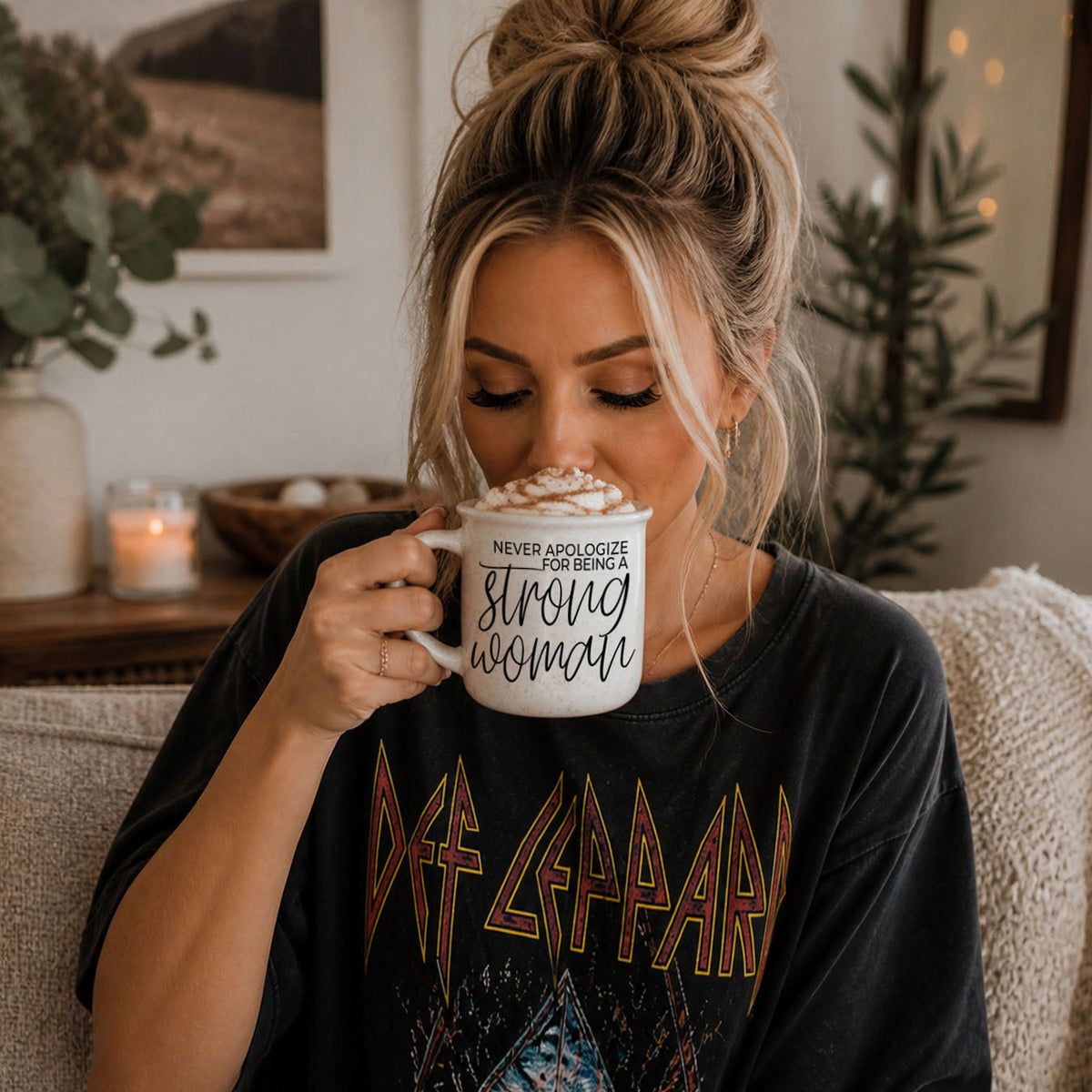 Never Apologize for Being a Strong Woman Ceramic Mug
