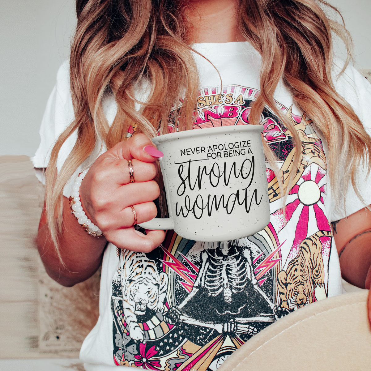 Never Apologize for Being a Strong Woman Ceramic Mug